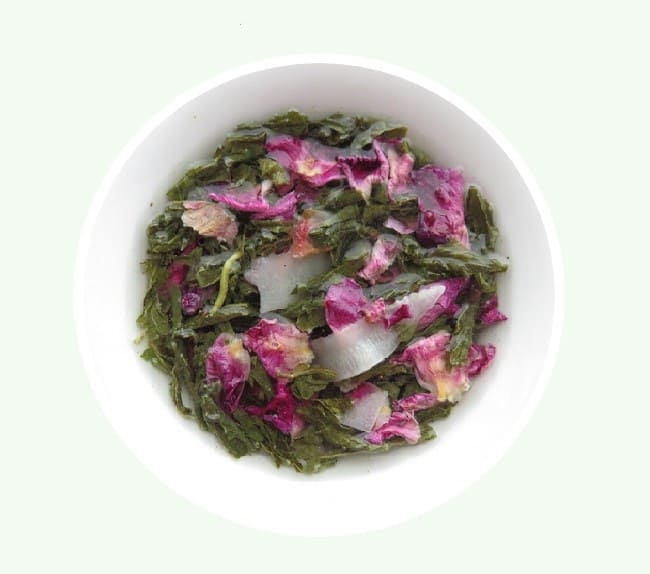 Infusion in a cup of Coconut Sencha tea