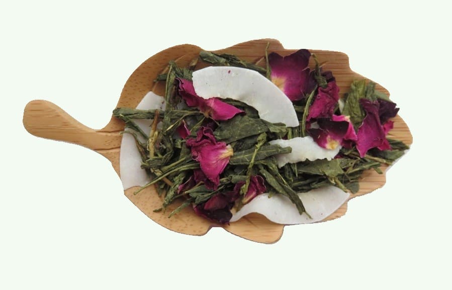 Dry leaves of Coconut Sencha tea